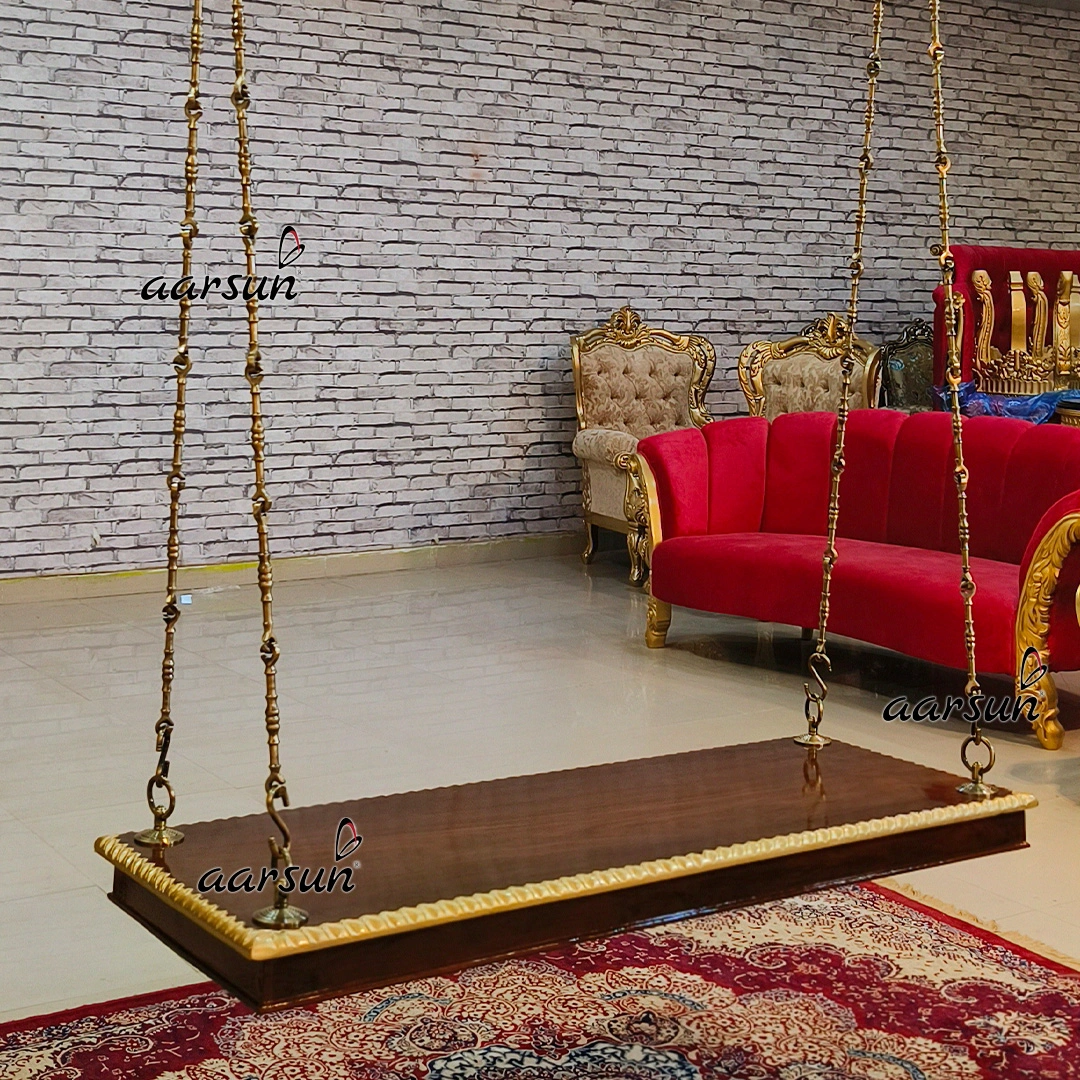 4×2 feet Zhula Seat with Brass Chain